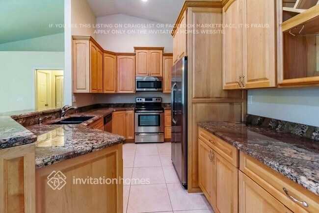 Building Photo - 13668 Folkestone Ct