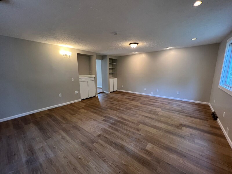 Building Photo - 1089 Winston Rd