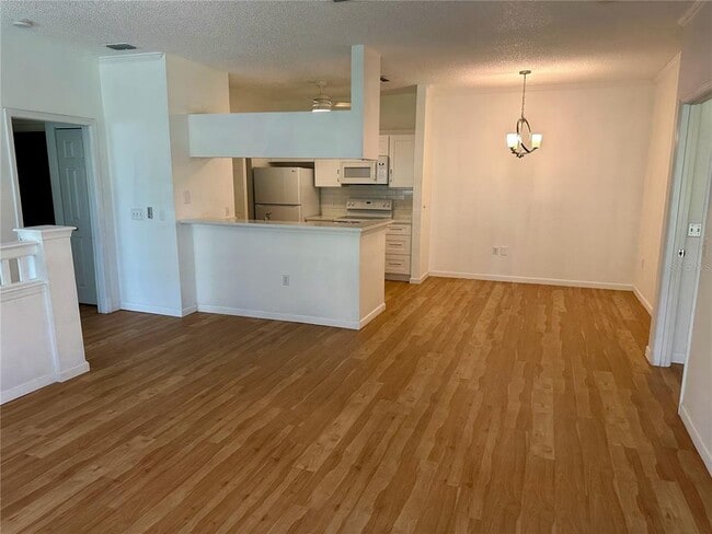 Building Photo - 624 Arbor Lakes Cir