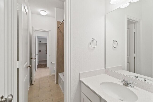Building Photo - 158 Coronella Dr