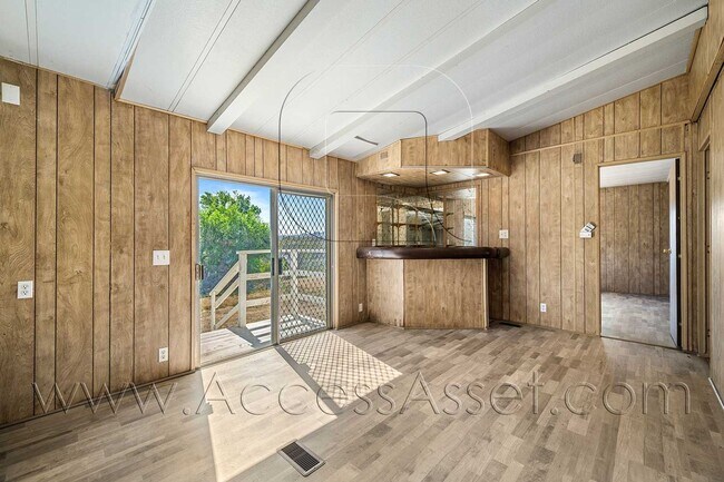 Building Photo - Lovely 2 Bed/2 Bath Manufactured Double-Wide Home In Anza!