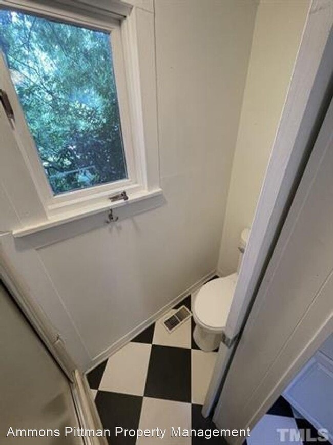 Building Photo - 1 br, 1 bath House - 1617 B Sunrise Ave