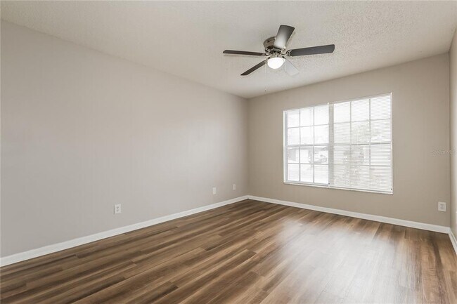 Building Photo - 2210 N Merrin St