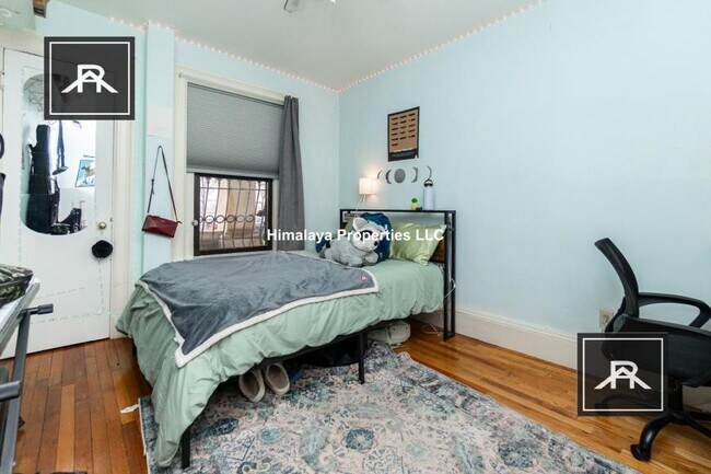 Building Photo - 5 bedroom in Boston MA 02215