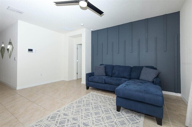 Building Photo - 33417 Affirmed Wy