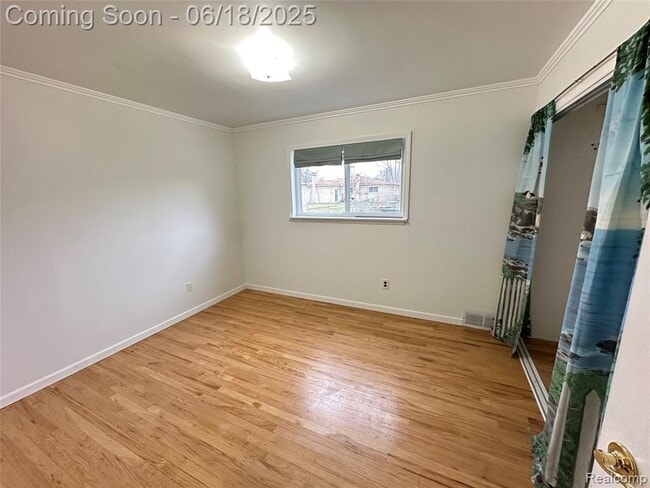 Building Photo - 2759 Saratoga Dr