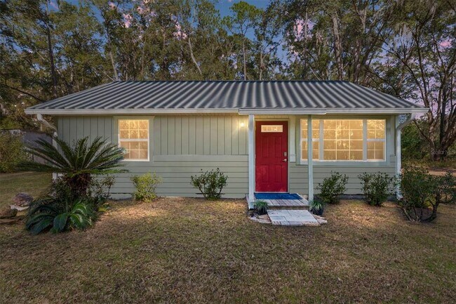 Building Photo - 18124 SW 75 Ave