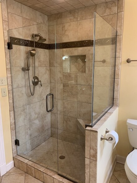 Building Photo - 111 Geers Ct