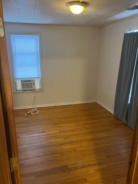 Building Photo - 25 Carroll St