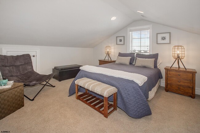 Building Photo - 8510 Fulton Ave