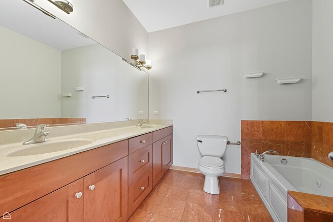 Building Photo - 119 N Mozart St