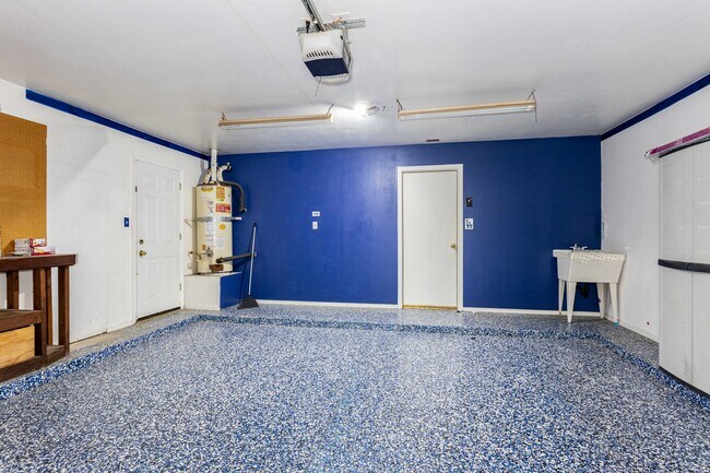 Building Photo - 5012 Hartwick Ct