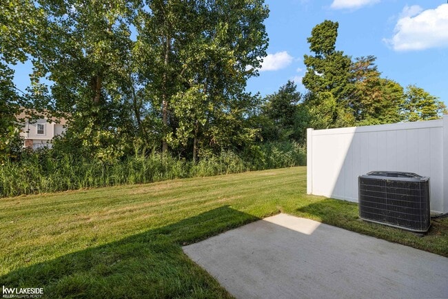 Building Photo - 51412 Marlin Dr