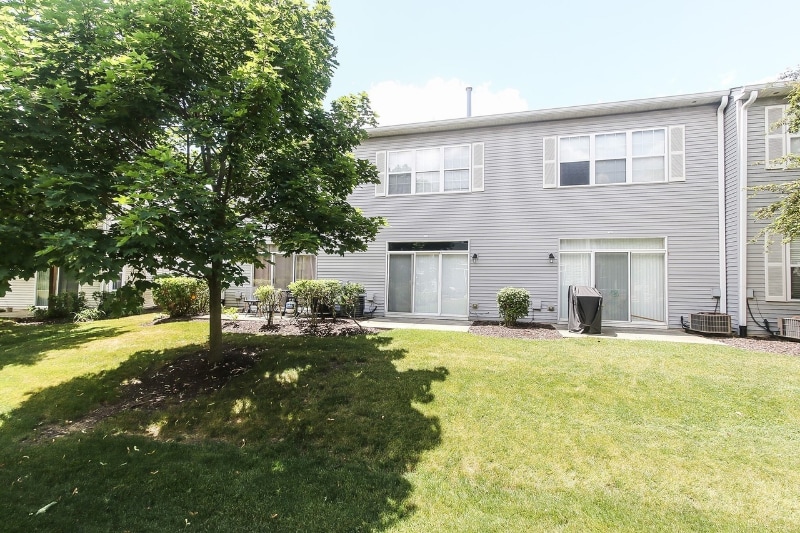 Building Photo - 720 Woodewind Dr