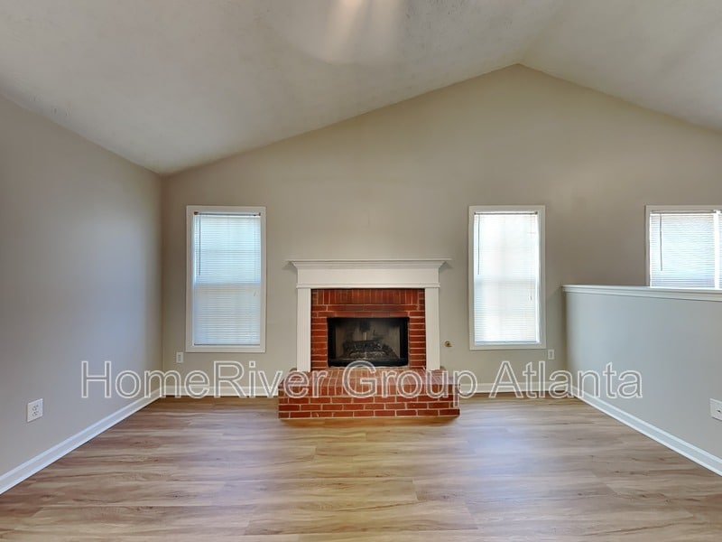 Building Photo - 649 Stonecrest Dr