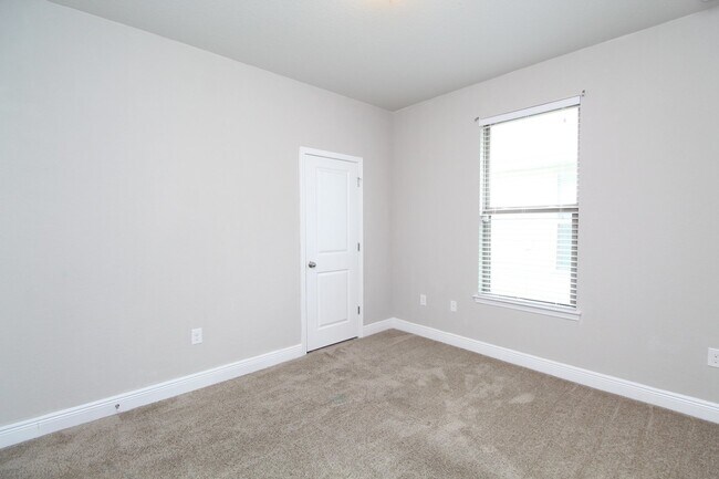 Building Photo - Modern 3BR/2BA Home in Millview Estates with Open Layout, Granite Kitchen, Stainless Steel Applia...