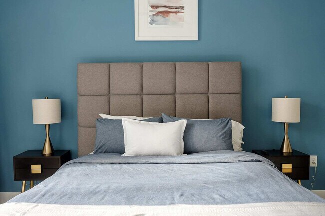 Building Photo - 13005 Meandering Way