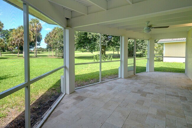 Building Photo - 19635 Back 9 Dr