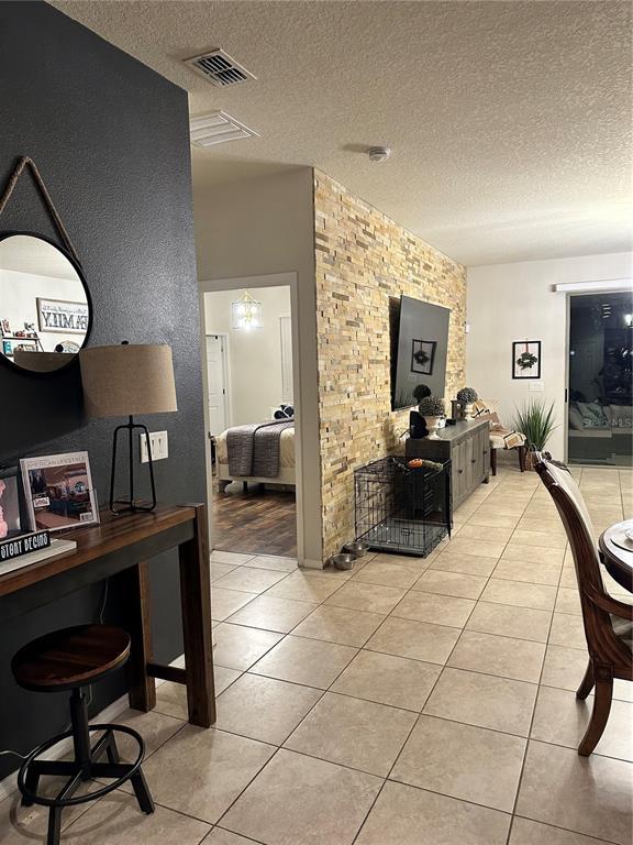Building Photo - 15541 Stone House Dr