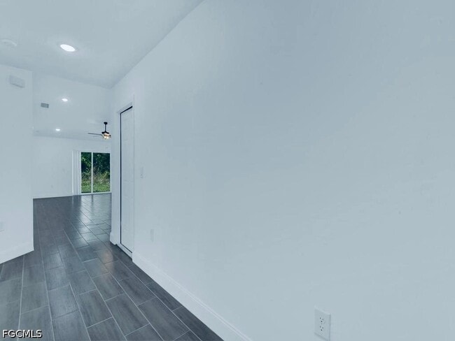 Building Photo - 851 Bedford Dr