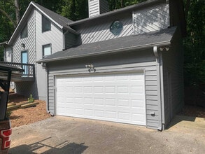 Building Photo - 4053 Maxanne Dr NW