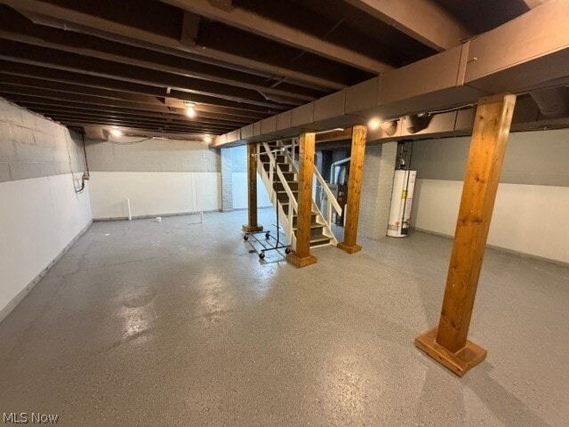 Building Photo - 425 Hawkins Dr
