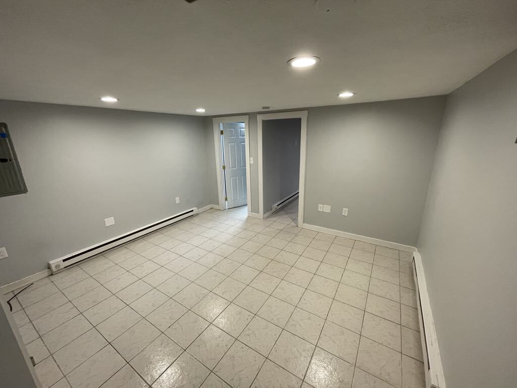 Building Photo - 94 5th St