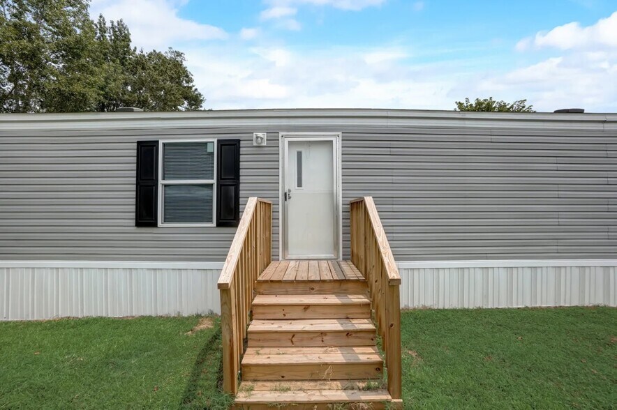 Caswell at Arlington 204 Arlington Cir Rocky Mount NC 27801