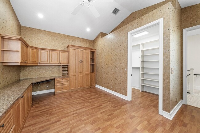 Building Photo - 114 Palm Point Cir