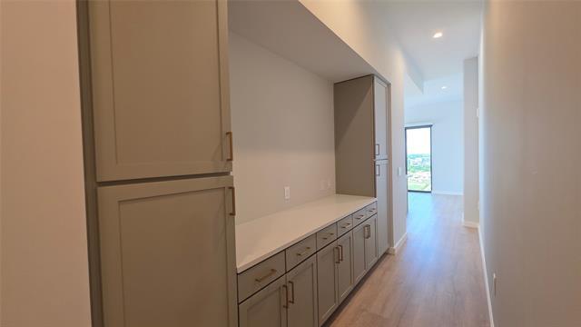 Building Photo - 3111 Sunset Blvd