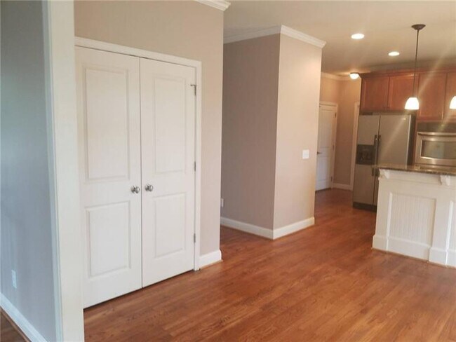 Building Photo - 2088 Towne Mill Ave