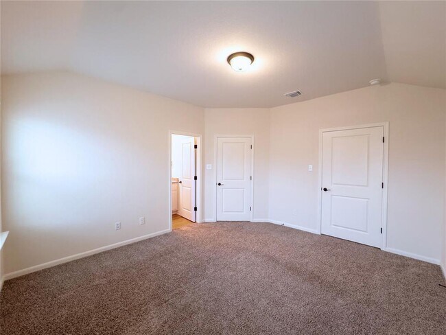 Building Photo - 13837 Enzo Gate