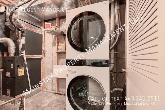 Building Photo - 1602 Regent Manor Ct