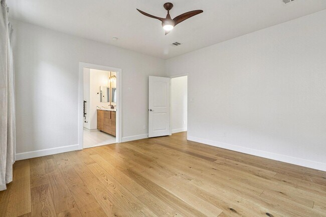 Building Photo - 12604 Tierra Grande Trail