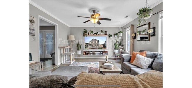 Building Photo - 1070 Joyner St