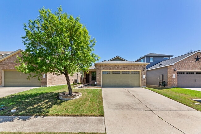 Building Photo - 10109 Aly May Dr