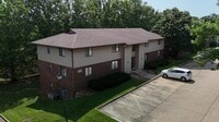 Building Photo - 841 Southwest Blvd