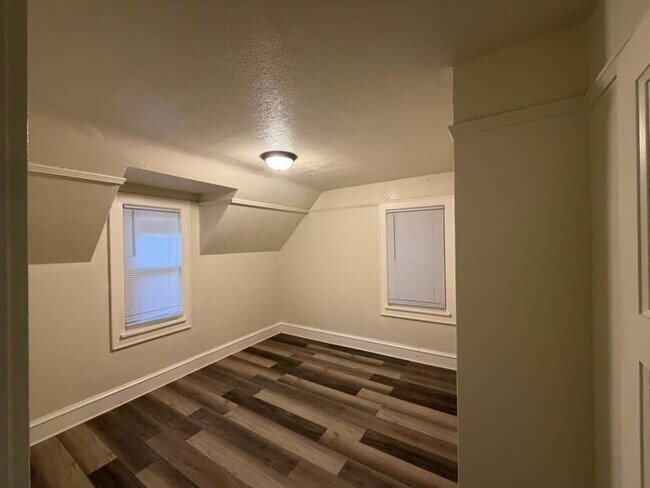 Building Photo - 2736 N 52nd St
