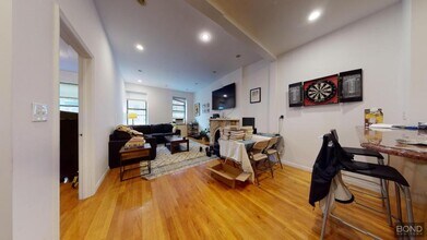 Building Photo - 3 bedroom in Manhattan NY 10003