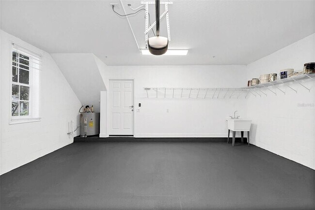 Building Photo - 1579 Chatfield Pl