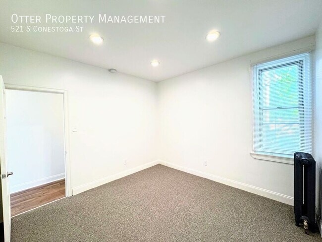 Building Photo - 521 S Conestoga St