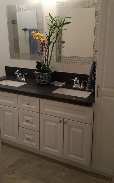 Building Photo - 11536 Cumpston St