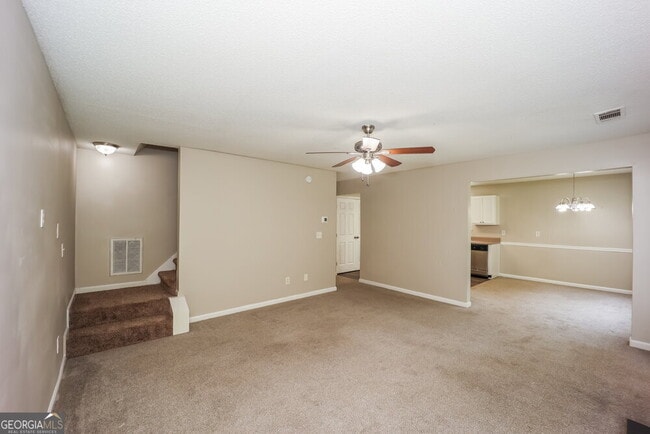 Building Photo - 2615 Thunder Basin Way