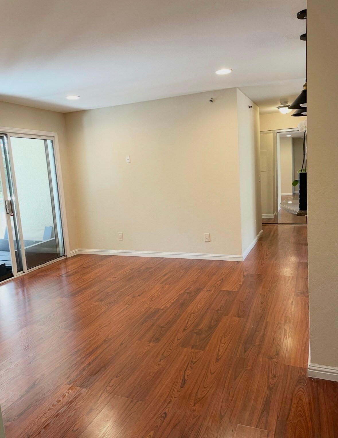 Building Photo - 713 Canonbury Way