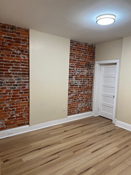 Building Photo - 507 N Rodney St