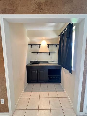 Building Photo - 2312 Blue Cypress Dr