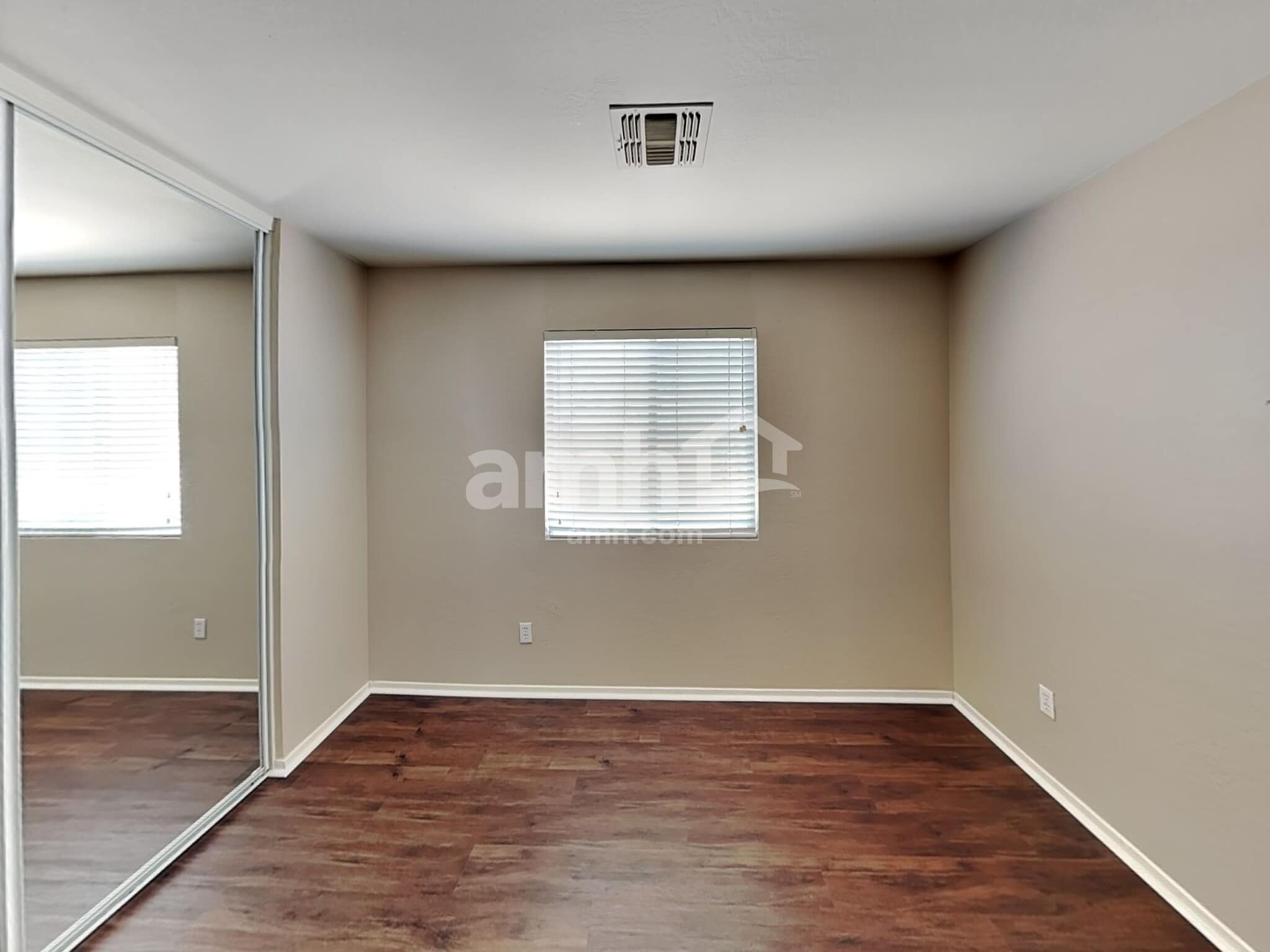 Building Photo - 17321 W Tara Ln