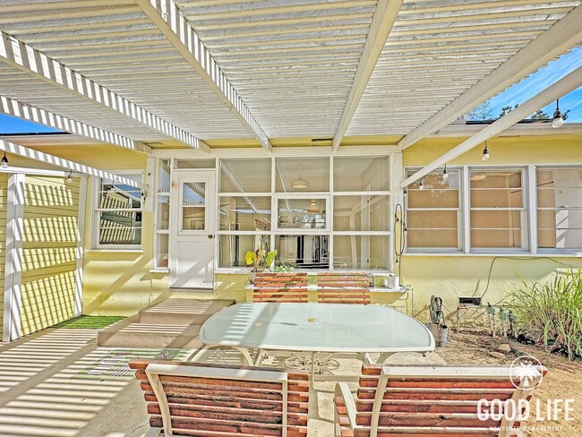 Building Photo - Charming 3-Bedroom Anaheim Home Featuring Private Backyard & 2 Car Garage