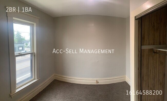 Building Photo - 1311 Alpine Ave NW