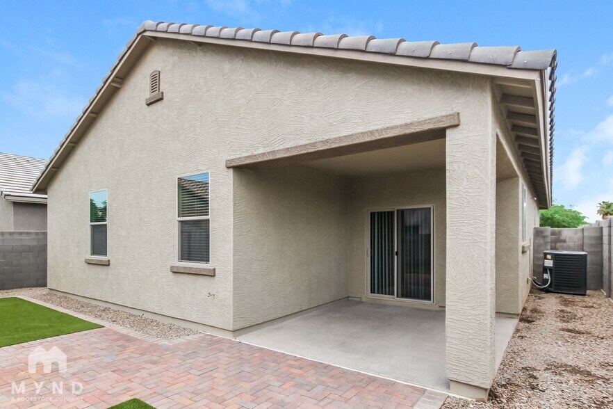 Building Photo - 7340 W Preston Ln
